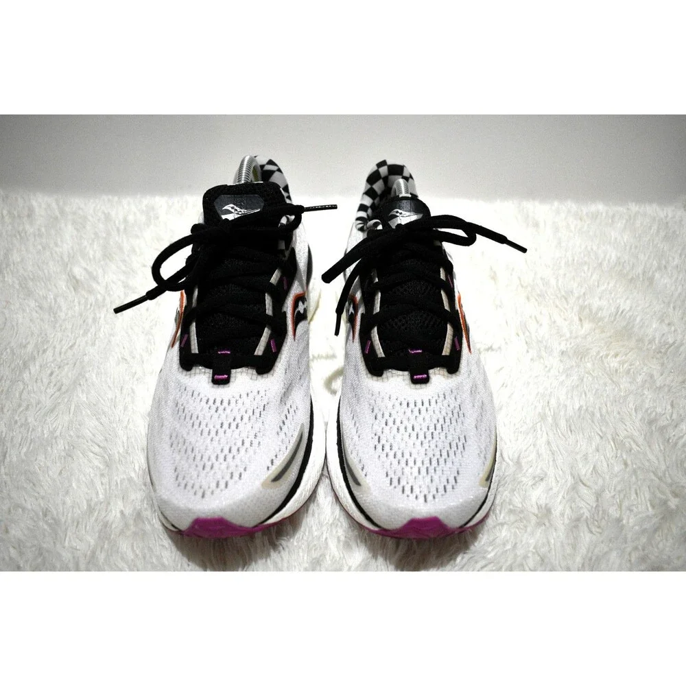 Saucony Women's Triumph 19 White Running Shoes Reverie S10678-40 Women's Size 11